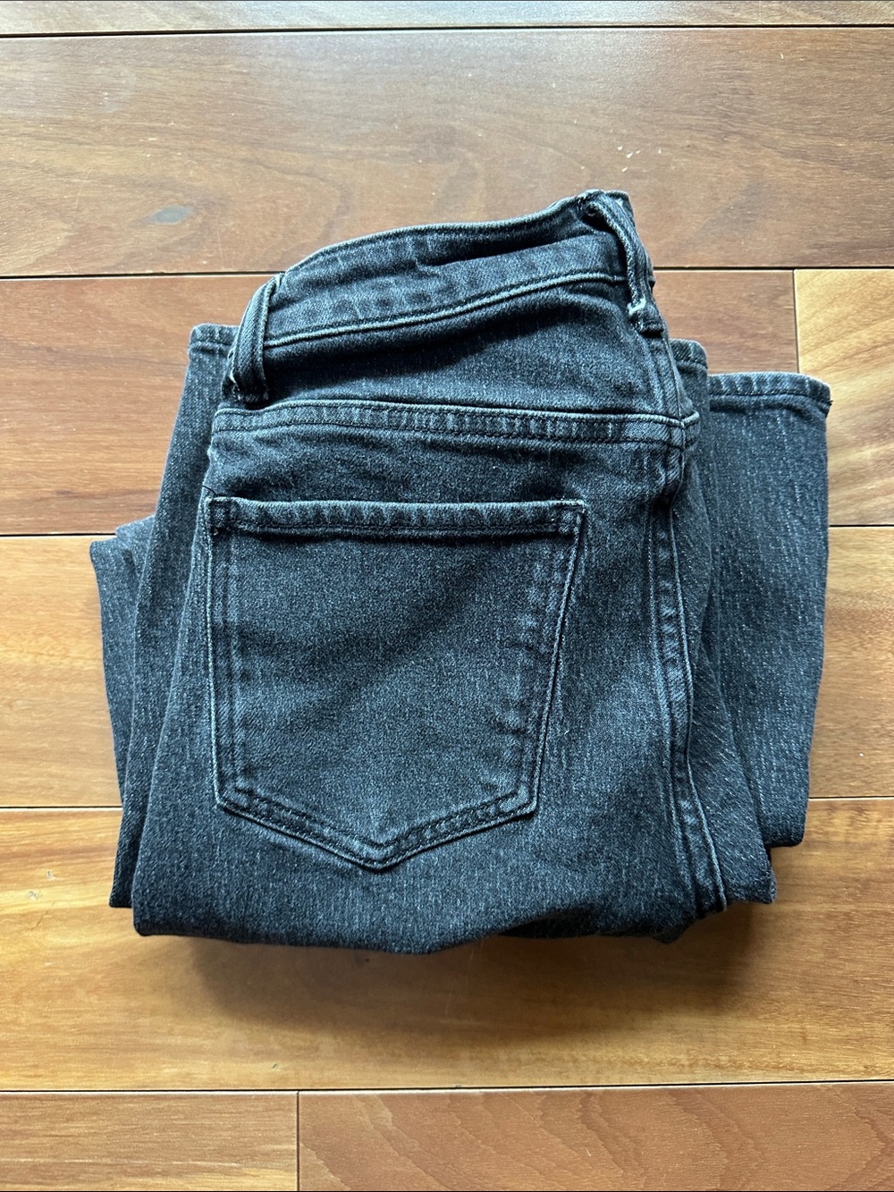 Quince Women’s Relaxed Straight Jeans 27 Inseam 28” - Picture 7 of 13